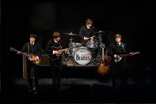 Ban nhạc The Bootleg Beatles v&agrave; mục ti&ecirc;u khiến kh&aacute;n giả Việt Nam qu&ecirc;n đi thực tại trong v&agrave;i giờ