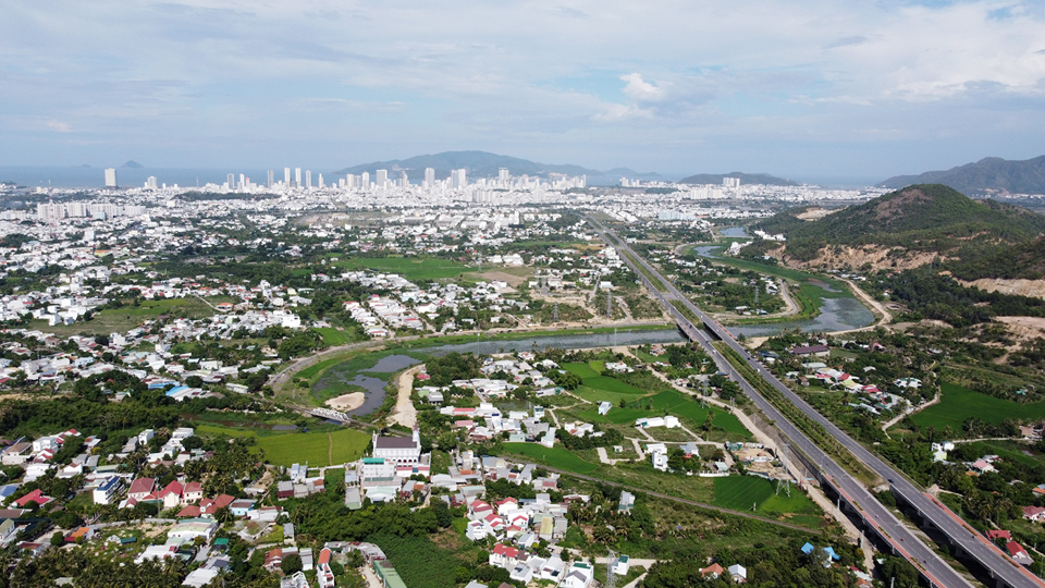 Một g&oacute;c TP Nha Trang, tỉnh Kh&aacute;nh H&ograve;a. Ảnh: Trung Nh&acirc;n