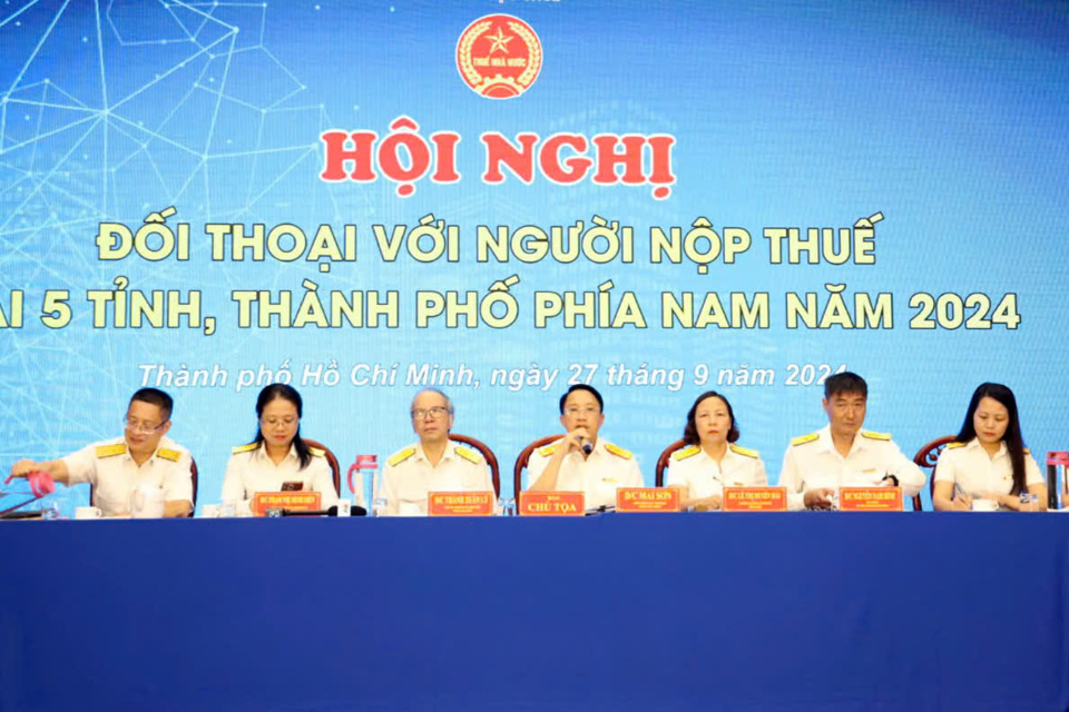 Lãnh đạo Tổng cục Thuế đối thoại với người nộp thuế 5 tỉnh thành phía Nam.