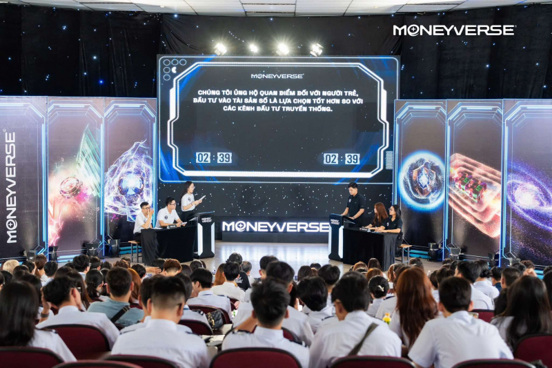 Chương trình “The Moneyverse - Vũ trụ đồng tiền” thu hút đông đảo giới trẻ tham gia.