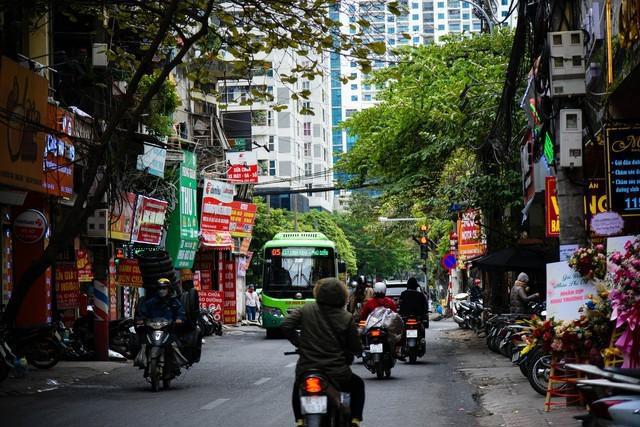 Địa điểm cưỡng chế tại khu vực tuyến phố Nguyễn Tuân, phường Thanh Xuân Trung, quận Thanh Xuân, Hà Nội. Ảnh: Hồng Thái