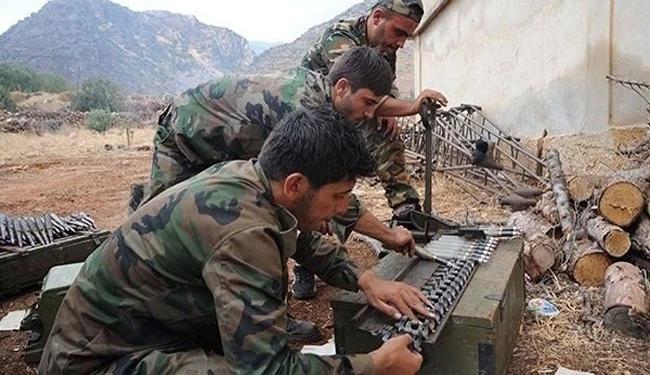 C&aacute;c tay s&uacute;ng Hezbollah tại một cứ điểm qu&acirc;n sự ở khu vực bi&ecirc;n giới Liban-Syria. Ảnh: alalam.ir