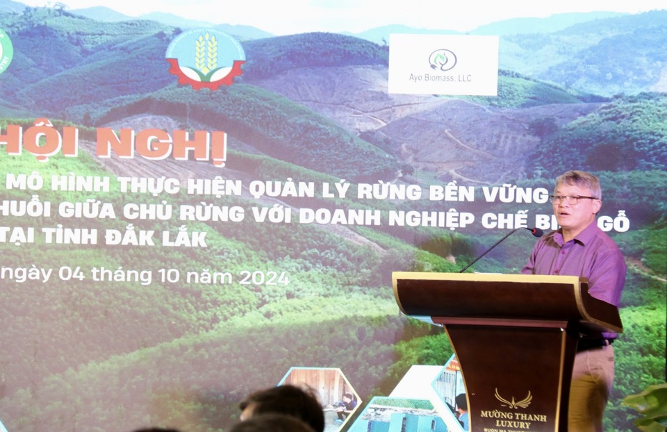 &Ocirc;ng Đo&agrave;n Ho&agrave;i Nam- Ph&oacute; Cục trưởng Cục L&acirc;m nghiệp ph&aacute;t biểu tại Hội nghị.