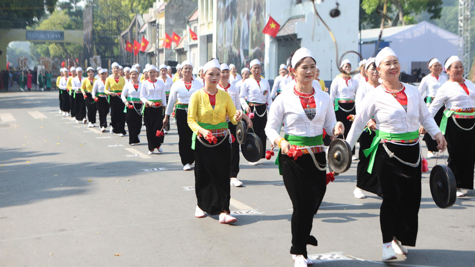 Hào hùng, sôi động chương trình “Ngày hội Văn hóa vì hòa bình” - Ảnh 131