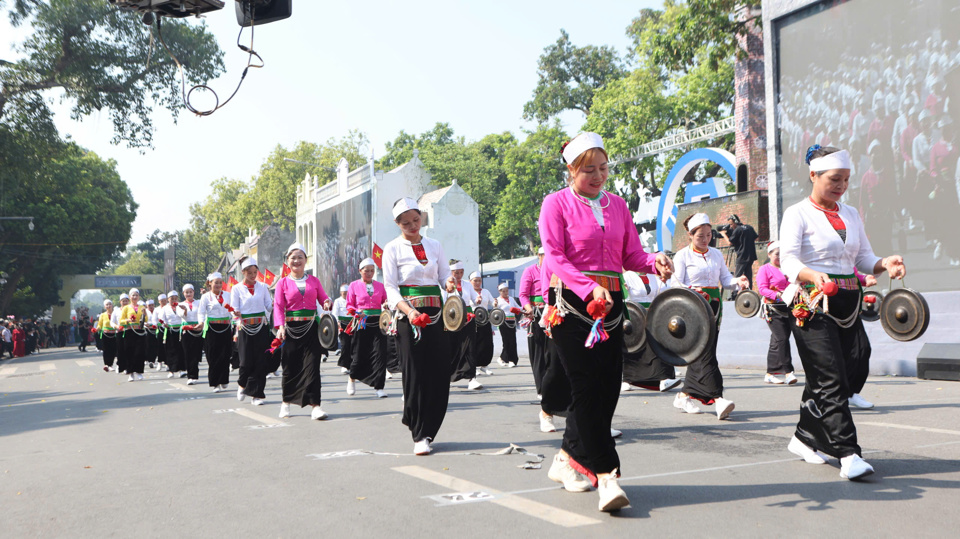 Hào hùng, sôi động chương trình “Ngày hội Văn hóa vì hòa bình” - Ảnh 130