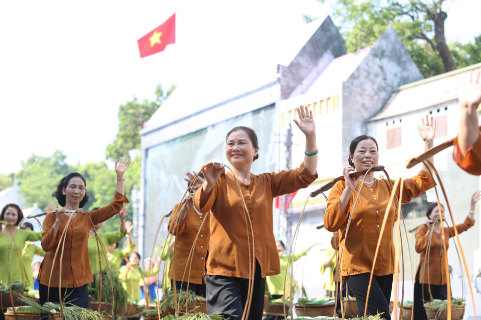 Hào hùng, sôi động chương trình “Ngày hội Văn hóa vì hòa bình” - Ảnh 150