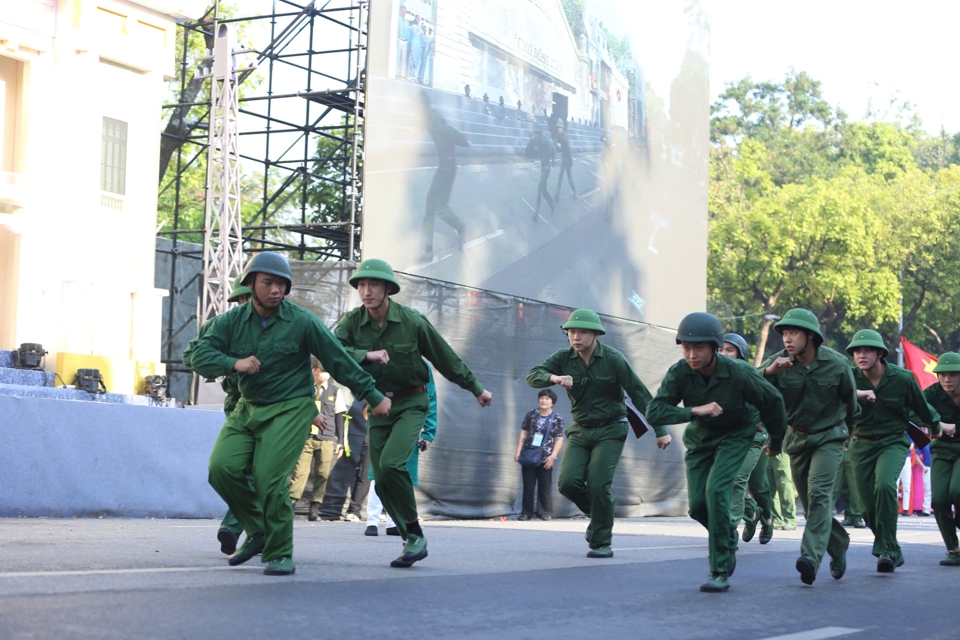 Hào hùng, sôi động chương trình “Ngày hội Văn hóa vì hòa bình” - Ảnh 19