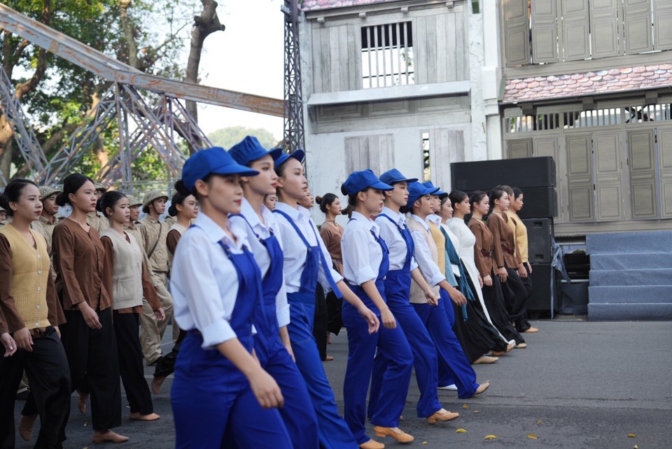 Hào hùng, sôi động chương trình “Ngày hội Văn hóa vì hòa bình” - Ảnh 23