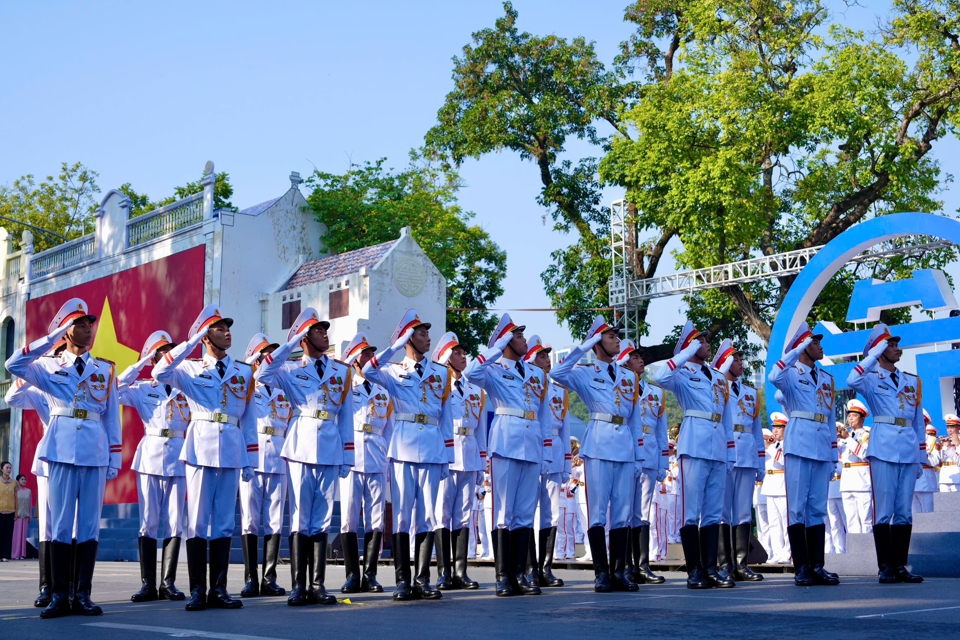 Hào hùng, sôi động chương trình “Ngày hội Văn hóa vì hòa bình” - Ảnh 50