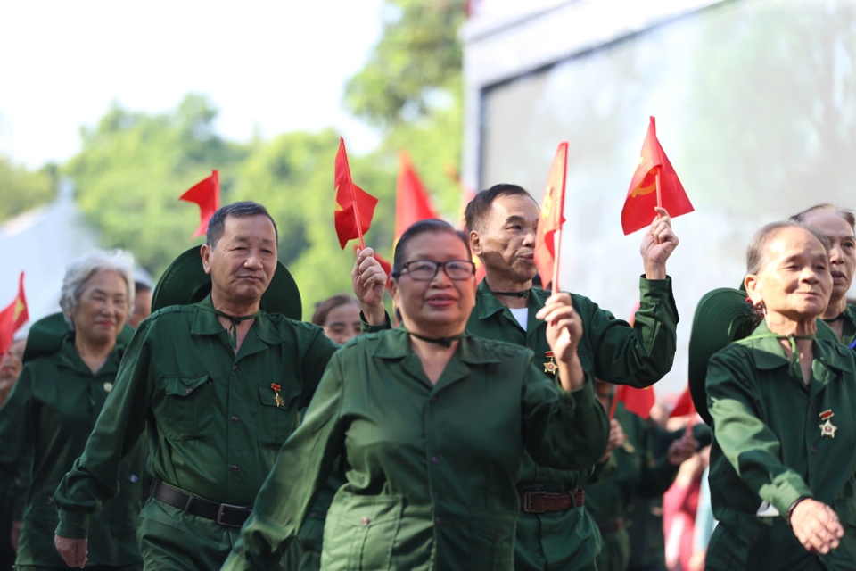 Hào hùng, sôi động chương trình “Ngày hội Văn hóa vì hòa bình” - Ảnh 83