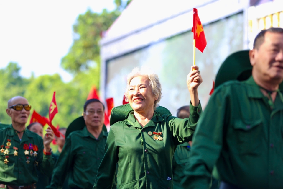 Hào hùng, sôi động chương trình “Ngày hội Văn hóa vì hòa bình” - Ảnh 81