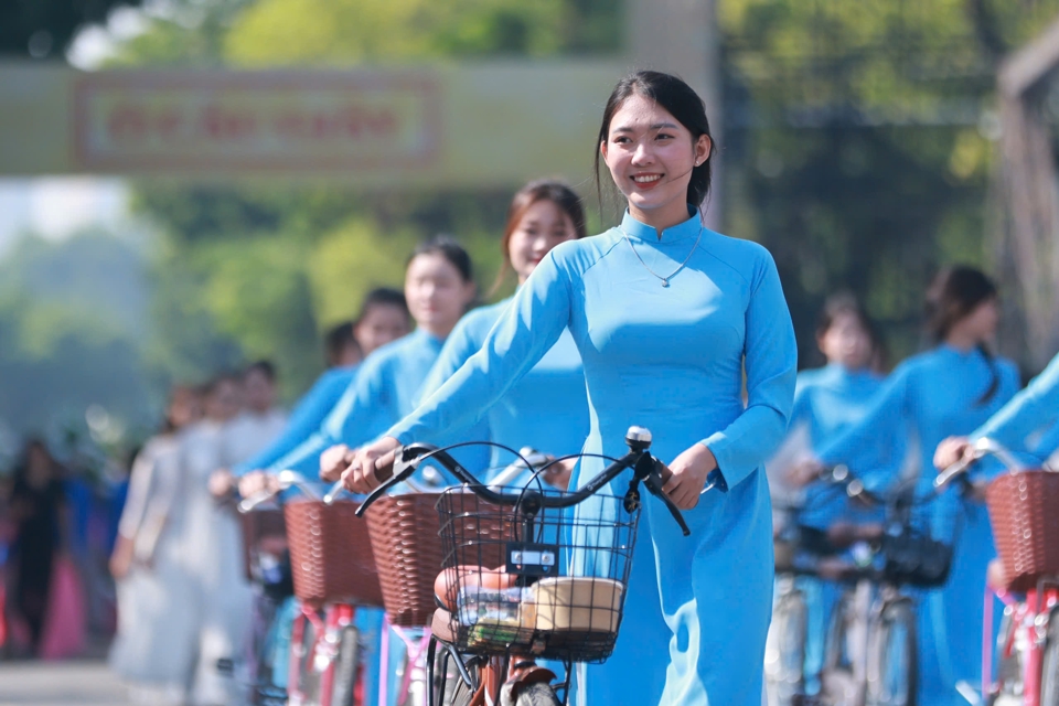 Hào hùng, sôi động chương trình “Ngày hội Văn hóa vì hòa bình” - Ảnh 87