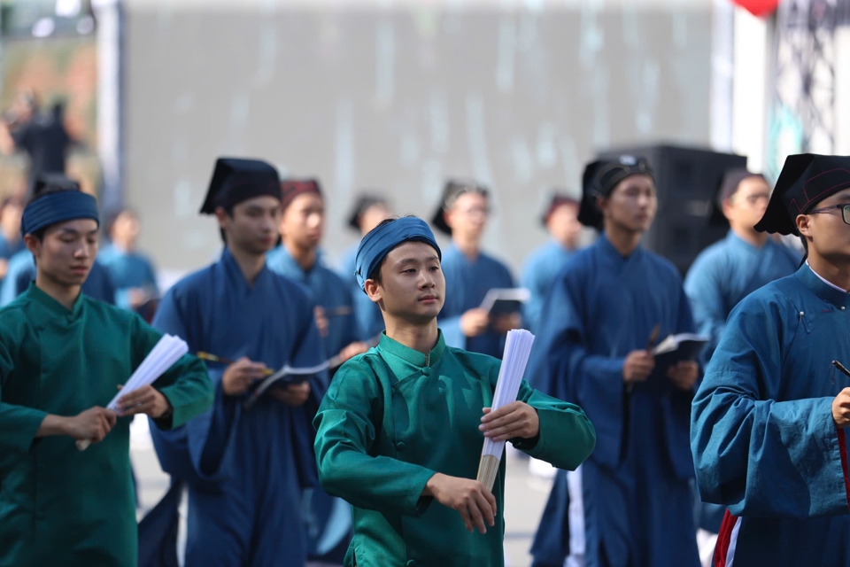 Hào hùng, sôi động chương trình “Ngày hội Văn hóa vì hòa bình” - Ảnh 115