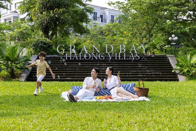 Grand Bay Halong Clubhouse - &ldquo;tr&aacute;i tim&rdquo; dịch vụ tiện &iacute;ch ti&ecirc;u chuẩn 5 sao của to&agrave;n khu, đ&aacute;p ứng đầy đủ nhu cầu thư gi&atilde;n - vận động - giải tr&iacute; - kết nối cho cư d&acirc;n.