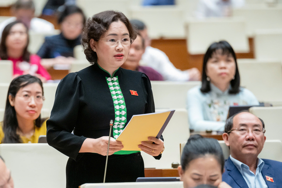 Đại biểu L&ograve; Thị Luyến (Đo&agrave;n đại biểu Quốc hội tỉnh Điện Bi&ecirc;n) - Ảnh: Quochoi.vn