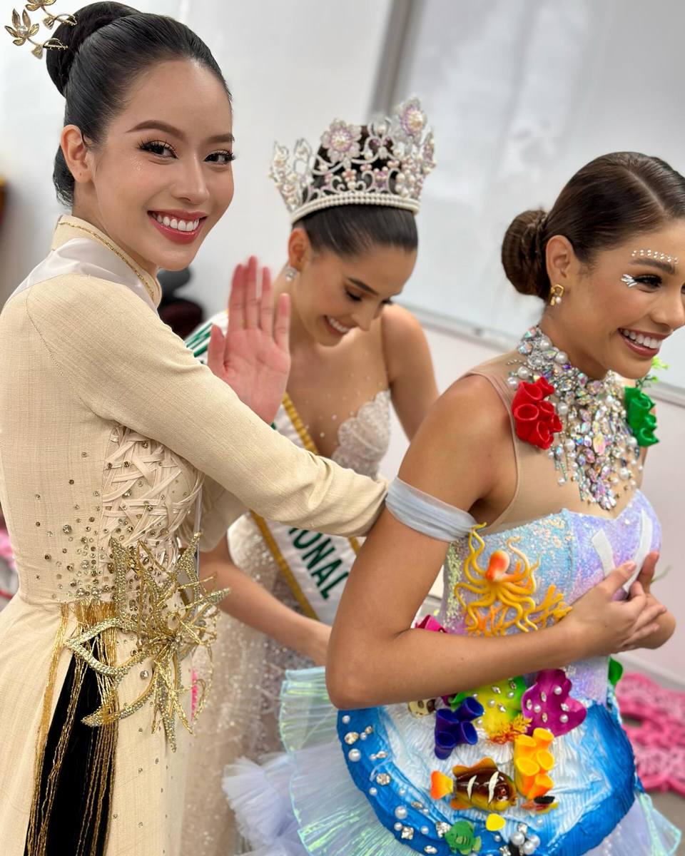 Trang phục độc đáo của thí sinh thi Hoa hậu Quốc tế - Miss International 2024 - Ảnh 1