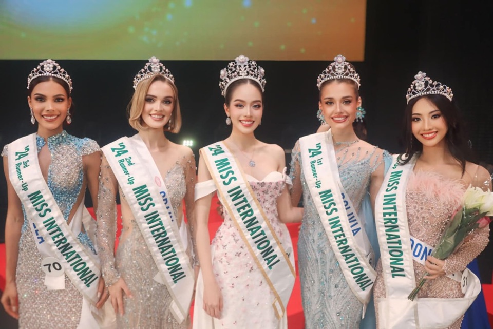 Xem trực tiếp chung kết Hoa hậu Quốc tế Miss International 2024:Thanh Thủy chiến thắng - Ảnh 25