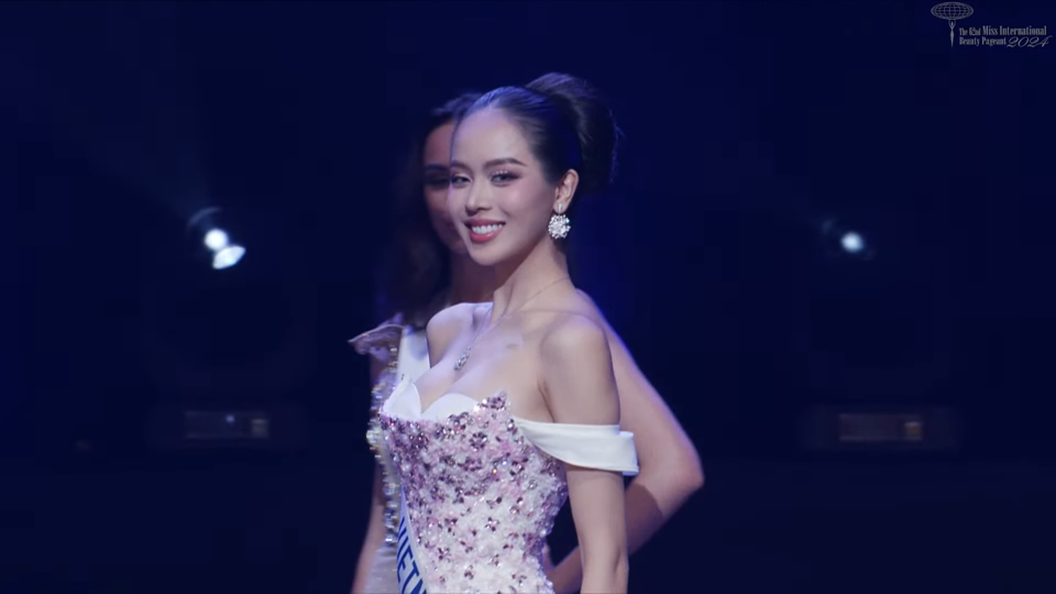 Xem trực tiếp chung kết Hoa hậu Quốc tế Miss International 2024: Thanh Thủy chiến thắng - Ảnh 19