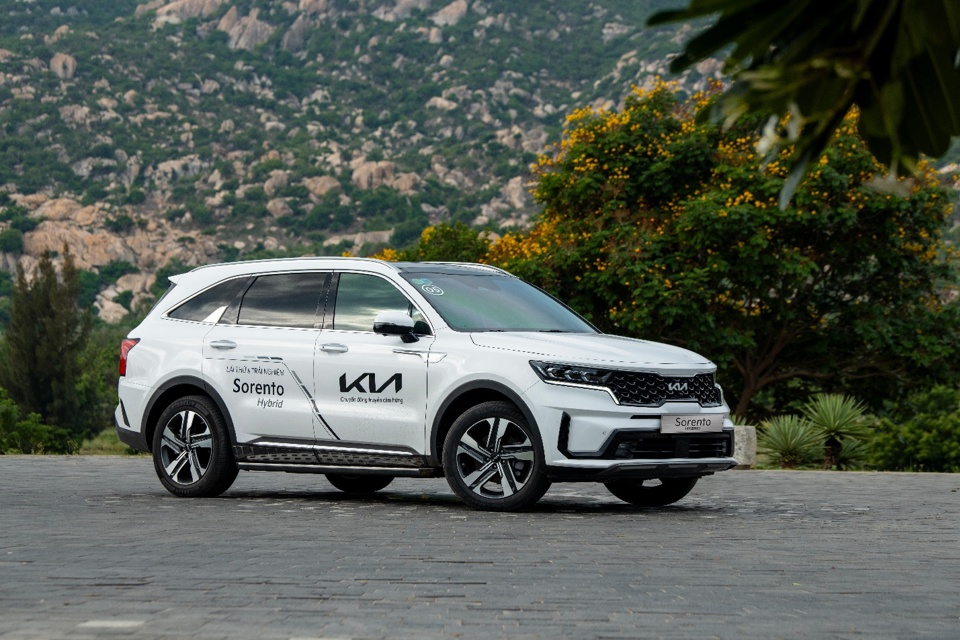 Kia K5 và Kia Sorento ưu đãi đặc biệt gần nửa tỷ đồng - Ảnh 1