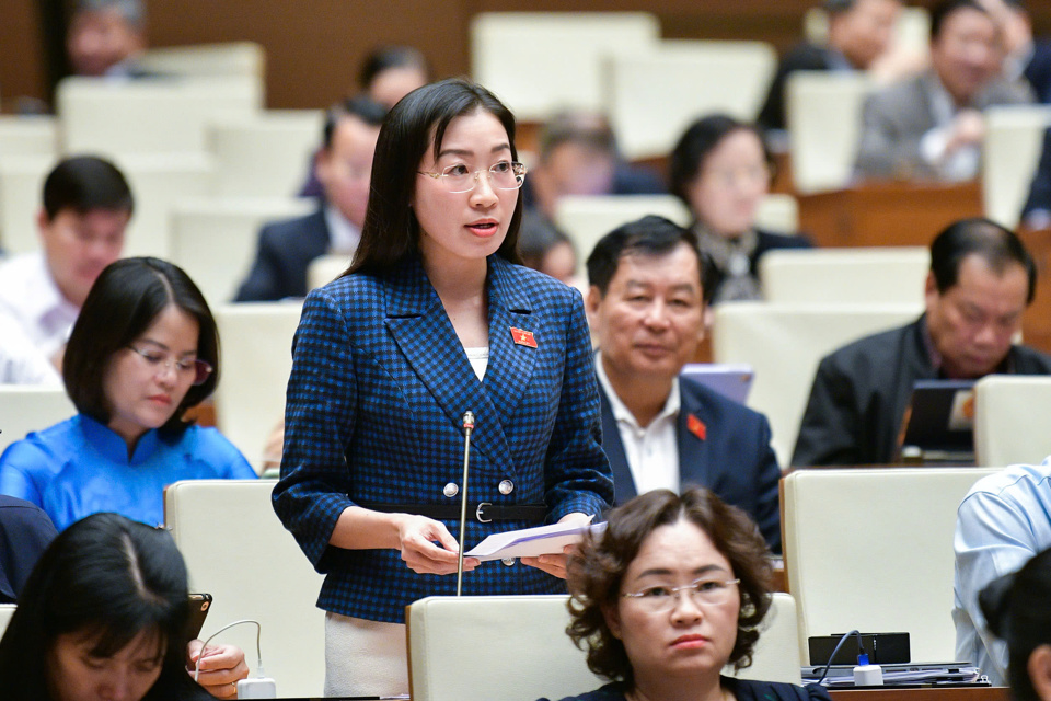 Đại biểu Quốc hội Ho&agrave;ng Thị Thanh Th&uacute;y (Đo&agrave;n đại biểu Quốc hội tỉnh T&acirc;y Ninh). Ảnh: Quochoi.vn