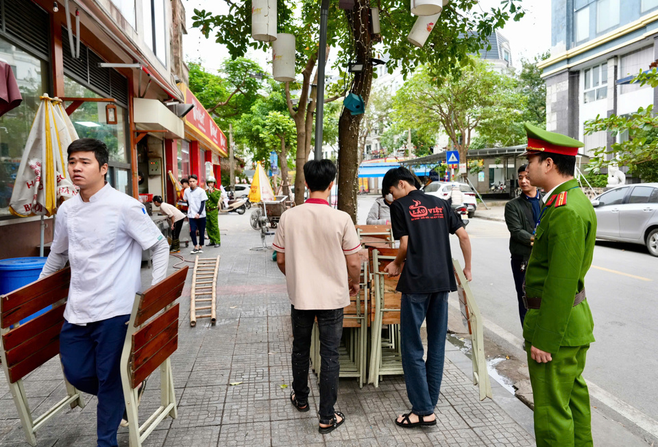 Tăng cường tuyên truyền trật tự đô thị, tạo chuyển biến trong nhận thức - Ảnh 1