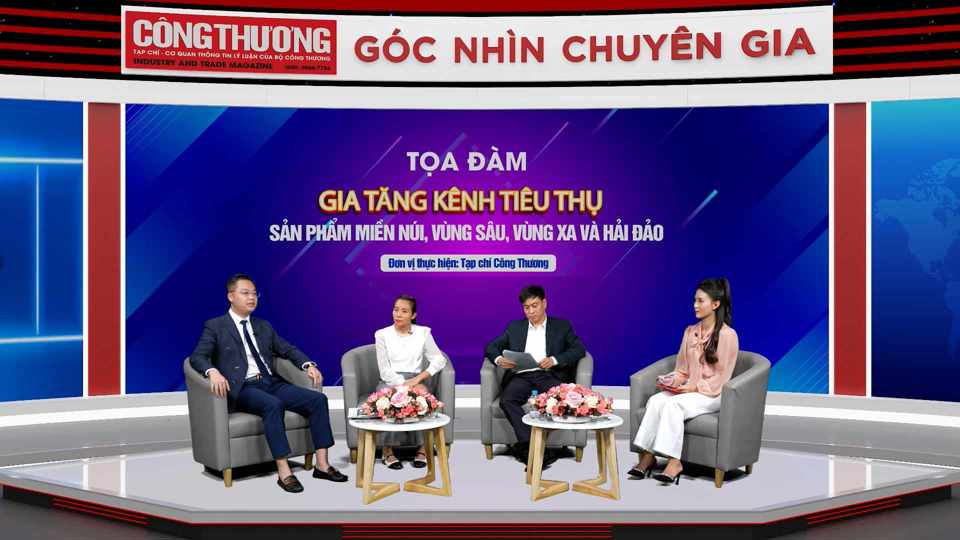 C&aacute;c diễn giả tham gia Tọa đ&agrave;m. Ảnh: Lan Hương