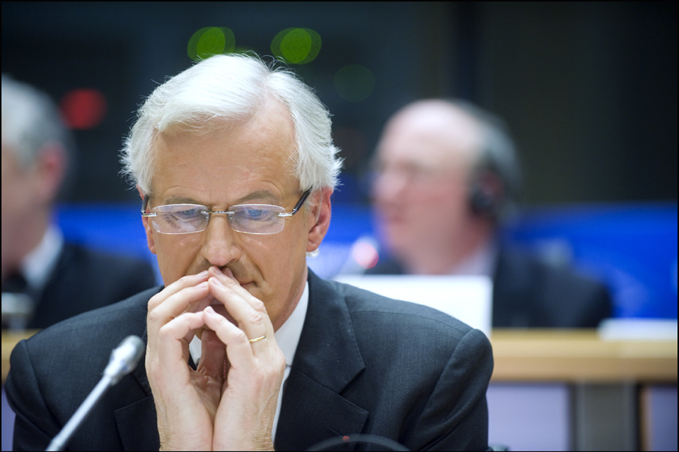 Thủ tướng Ph&aacute;p&nbsp;Michel Barnier đối diện nguy cơ bị b&atilde;i chức d&ugrave; mới chỉ cầm quyền được một thời gian ngắn. Ảnh: Flickr/Nghị viện ch&acirc;u &Acirc;u