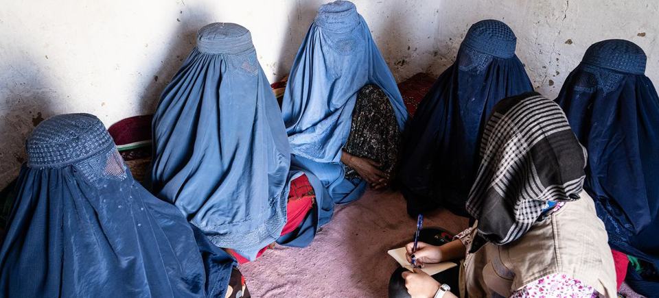 Taliban đ&atilde; v&agrave; đang thực hiện nhiều ch&iacute;nh s&aacute;ch h&agrave; khắc đối với phụ nữ ở Afghanistan. Ảnh: Li&ecirc;n hợp quốc