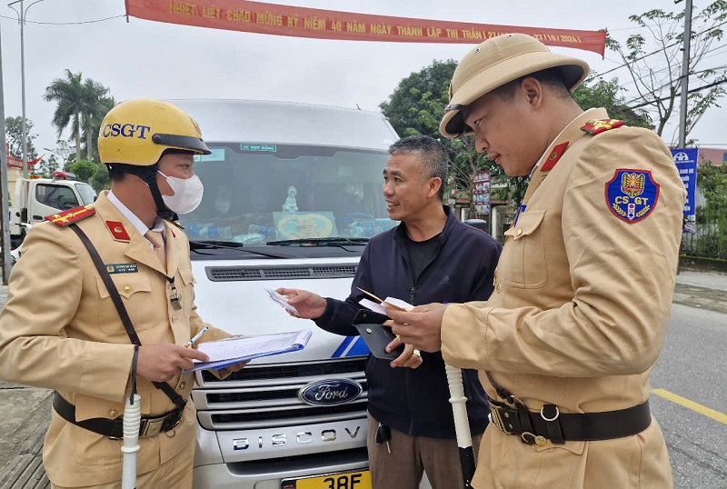 Đẩy mạnh tuy&ecirc;n truyền, tăng cường tuần tra, kiểm so&aacute;t sẽ g&oacute;p phần quan trọng trong đảm bảo trật tự an to&agrave;n giao th&ocirc;ng