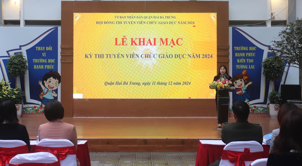 Quang cảnh&nbsp;Lễ khai mạc Kỳ thi tuyển vi&ecirc;n chức gi&aacute;o dục Quận Hai B&agrave; Trưng năm 2024