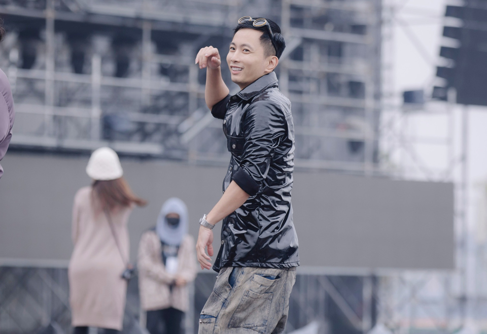 Rapper Rhymastic trong một buổi tập trước concert 2. Ảnh: BTC