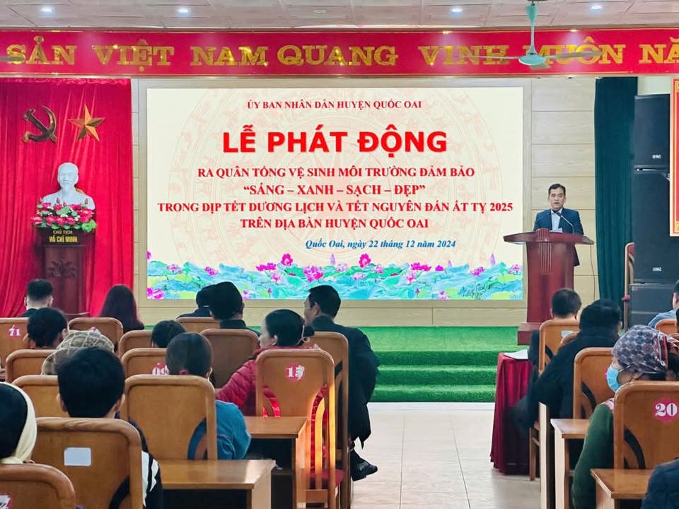 C&aacute;c x&atilde; tr&ecirc;n địa b&agrave;n huyện Quốc Oai ph&aacute;t động ra qu&acirc;n vệ sinh m&ocirc;i trường trong dịp Tết Dương lịch v&agrave; Nguy&ecirc;n đ&aacute;n Ất Tỵ 2025.