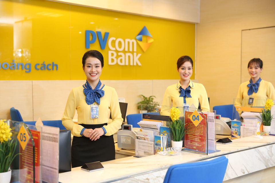 PVcomBank mang đến một hệ sinh th&aacute;i sản phẩm v&agrave; dịch vụ t&agrave;i ch&iacute;nh đa dạng, đ&aacute;p ứng to&agrave;n diện c&aacute;c nhu cầu của doanh nghiệp.