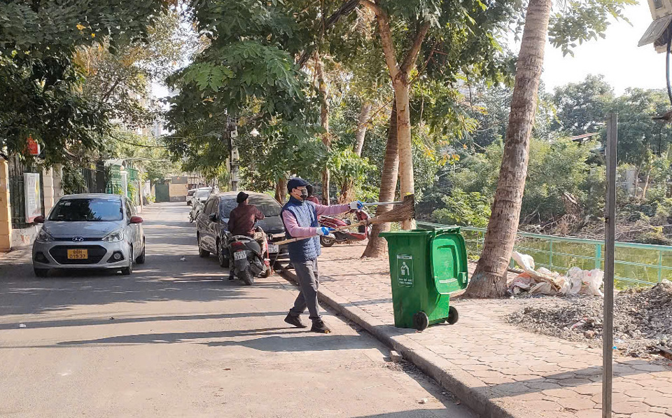 Phong tr&agrave;o thi đua x&acirc;y dựng Thủ đ&ocirc; &ldquo;S&aacute;ng - Xanh - Sạch - Đẹp&rdquo; đ&atilde; lan toả đến từng ng&otilde;, ng&aacute;ch tr&ecirc;n địa b&agrave;n phường Quảng An.