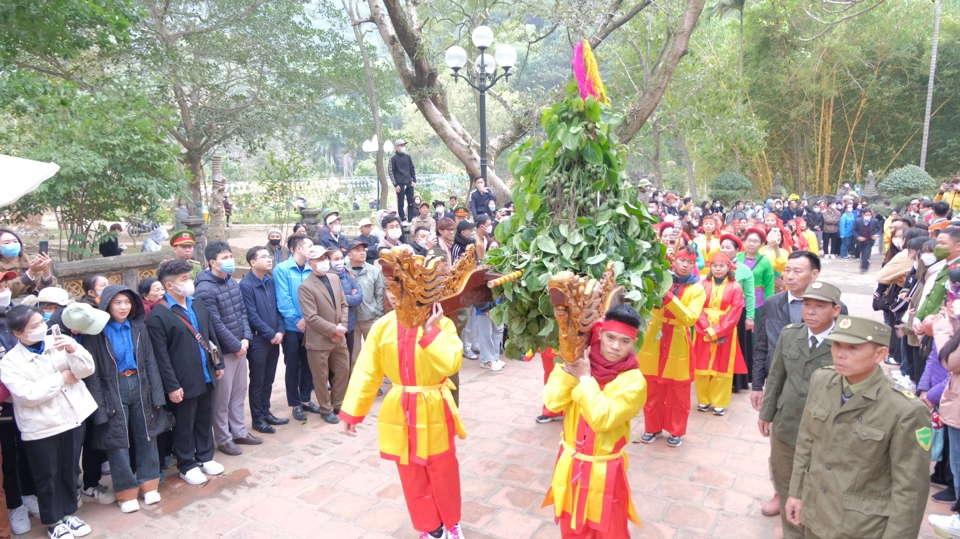 Lễ hội Đền Gi&oacute;ng, huyện S&oacute;c Sơn. Ảnh: Trọng T&ugrave;ng