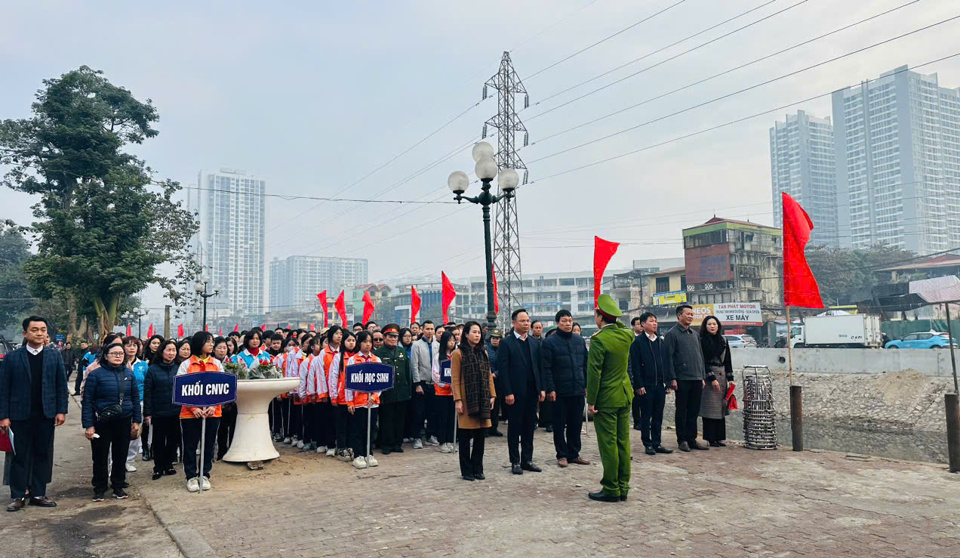 M&ocirc; h&igrave;nh mới phong tr&agrave;o &ldquo;S&aacute;ng-Xanh-Sạch-Đẹp&rdquo;của quận Ho&agrave;ng Mai. Ảnh TA