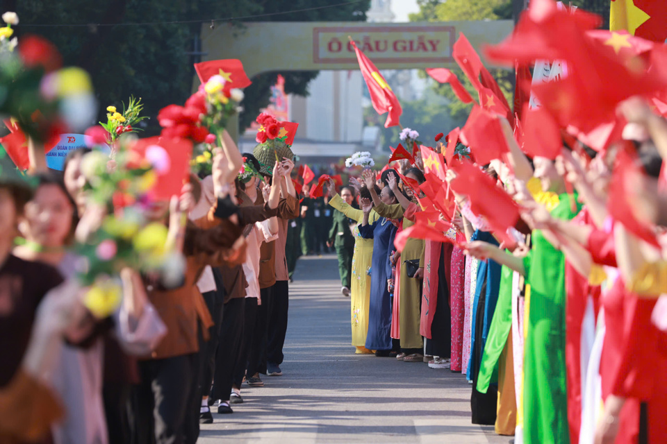 Biểu diễn nghệ thuật trong chương tr&igrave;nh kỷ niệm 70 năm Ng&agrave;y Giải ph&oacute;ng Thủ đ&ocirc; diễn ra th&aacute;ng 10/2024. Ảnh: Phạm H&ugrave;ng