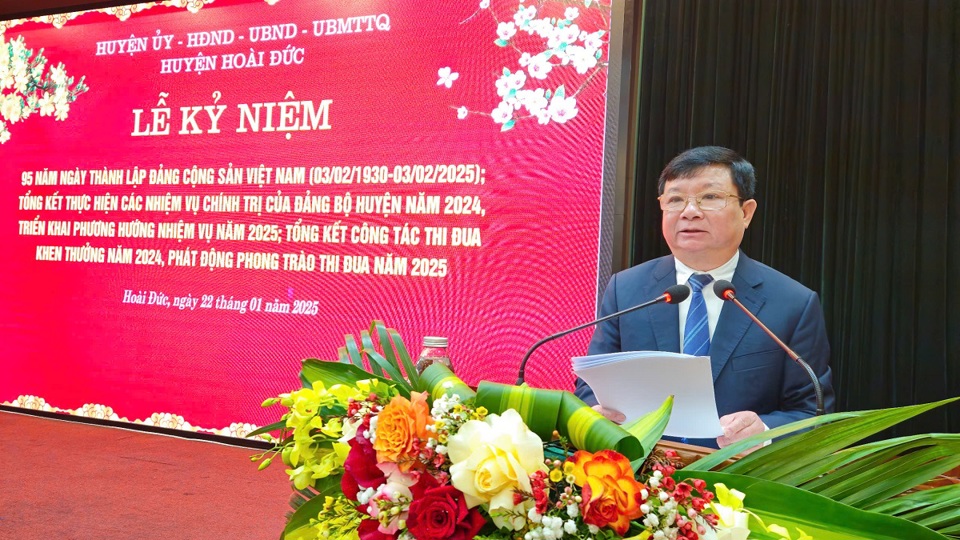 Theo Ph&oacute; B&iacute; thư Thường trực Huyện ủy Trần Văn Nghĩa, đến nay huyện Ho&agrave;i Đức đ&atilde; đạt 30/31 ti&ecirc;u ch&iacute; để trở th&agrave;nh quận.