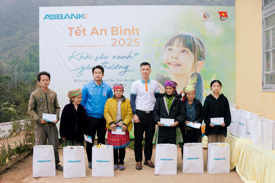 ABBank phát động gây quỹ 100.000 cây xanh cho người dân tỉnh Yên Bái - Ảnh 2