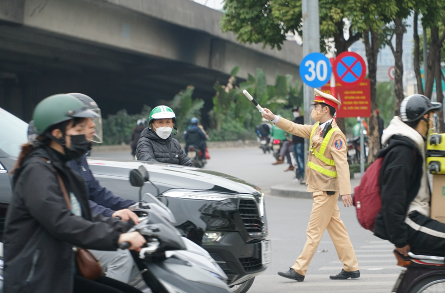 Hà Nội phân luồng giao thông ra vào nội đô theo 6 hướng dịp Tết - Ảnh 1