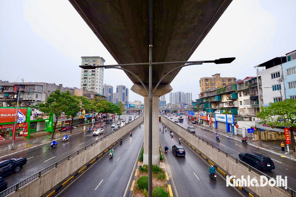 &nbsp;Khu vực n&uacute;t giao Nguyễn Tr&atilde;i - Khuất Duy Tiến - Nguyễn Xiển (quận Thanh Xu&acirc;n, H&agrave; Nội) kh&ocirc;ng c&ograve;n cảnh &ugrave;n tắc như những ng&agrave;y vừa qua.