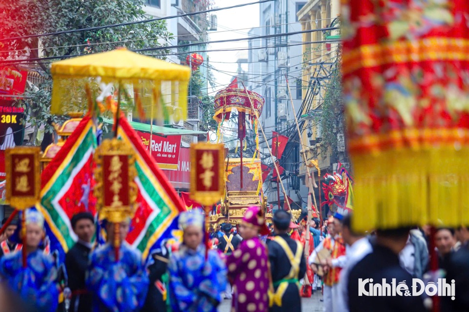 Người d&acirc;n l&agrave;ng Triều Kh&uacute;c đ&atilde; c&oacute; sự chuẩn bị kỹ lưỡng với t&acirc;m thế phấn khởi khi mỗi năm một lần tổ chức hội l&agrave;ng.