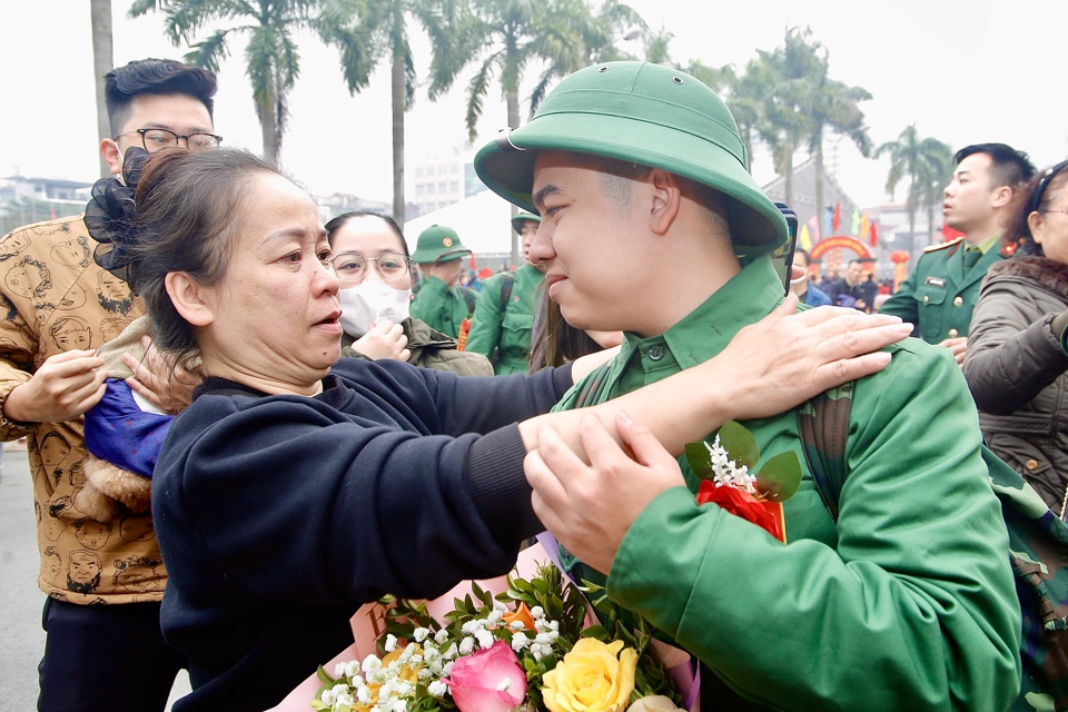 Những khoảnh khắc ấn tượng tại lễ giao nhận quân 2025 - Ảnh 5