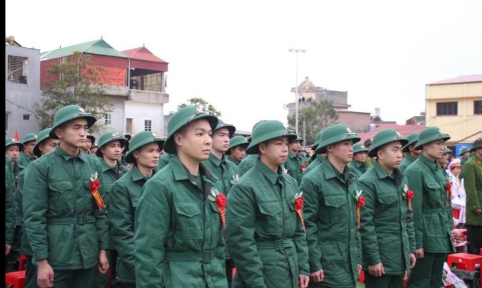 C&aacute;c t&acirc;n binh huyện Lộc B&igrave;nh sẵn s&agrave;ng l&ecirc;n đường nhập ngũ.