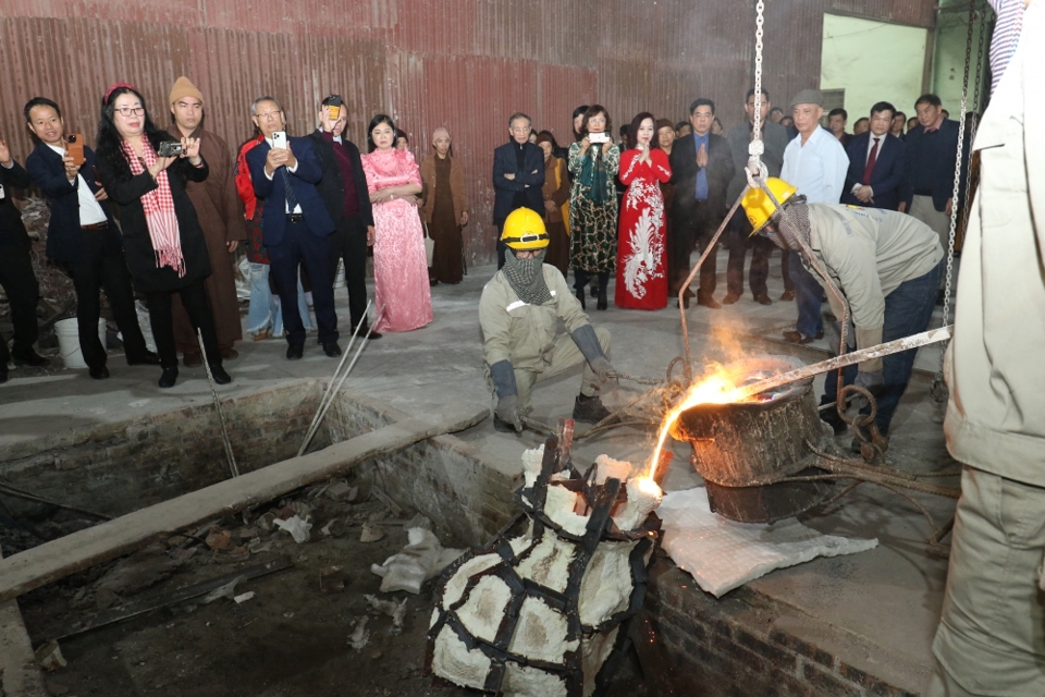 Việc đ&uacute;c tượng đ&agrave;i Danh nh&acirc;n văn hóa - Đại thi h&agrave;o Nguyễn Du, huyện Thường T&iacute;n mong muốn Nh&acirc;n d&acirc;n hiểu r&otilde; về lịch sử, n&acirc;ng cao nhận thức trong việc ph&aacute;t huy gi&aacute; trị văn h&oacute;a truyền thống của d&acirc;n tộc