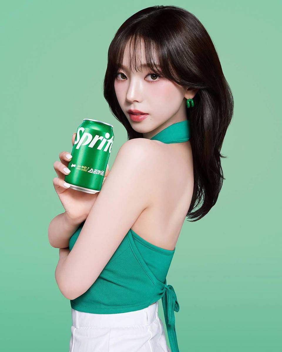 Nữ ca sĩ Karina - th&agrave;nh vi&ecirc;n nh&oacute;m nhạc nữ aespa trở th&agrave;nh người mẫu mới của Sprite.