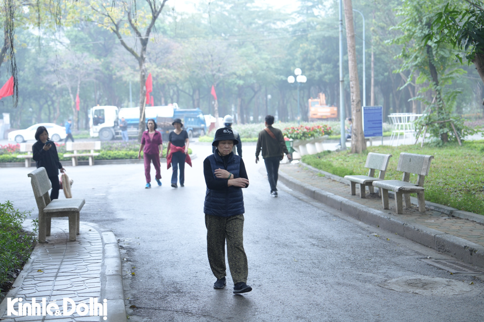 Sau cải tạo, C&ocirc;ng vi&ecirc;n Cầu giấy hứa hẹn trở th&agrave;nh c&ocirc;ng vi&ecirc;n xanh, sạch, đẹp nhất nh&igrave; TP H&agrave; Nội.