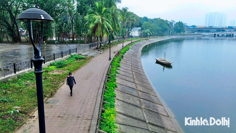 Sau khi được n&acirc;ng cấp v&agrave; cải tạo,&nbsp;diện mạo mới c&ocirc;ng vi&ecirc;n ng&agrave;y c&agrave;ng khang trang, sạch đẹp, phục vụ tốt hơn nhu cầu vui chơi, giải tr&iacute; của người d&acirc;n.