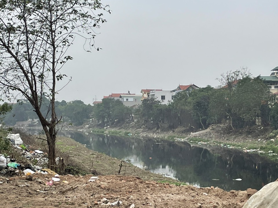 Nhiều vị tr&iacute; l&ograve;ng s&ocirc;ng Nhuệ qua huyện Thường T&iacute;n sẽ được nạo v&eacute;t, khơi th&ocirc;ng d&ograve;ng chảy