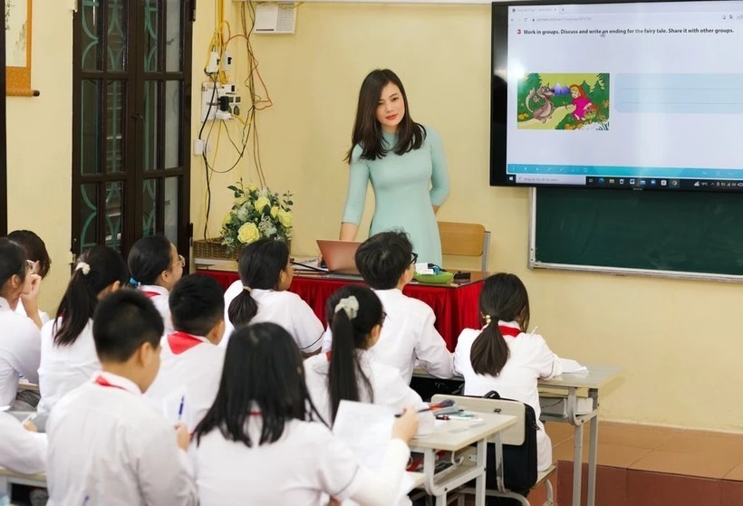 Một giờ học của c&ocirc; tr&ograve; Trường THCS Trần Đăng Ninh, th&agrave;nh phố Nam Định.&nbsp;Ảnh: namdinh.edu.vn